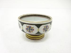 作家物　九谷焼　色絵　椿　盃（保護箱付）